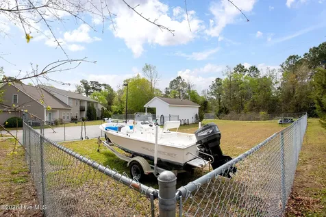 4513 Country Club Road Morehead City NC 28557