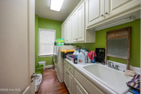507 N Ingold Avenue Garland NC 28441