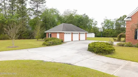 507 N Ingold Avenue Garland NC 28441