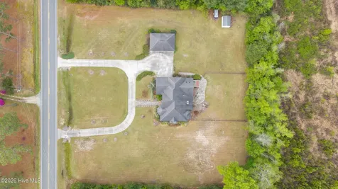 507 N Ingold Avenue Garland NC 28441