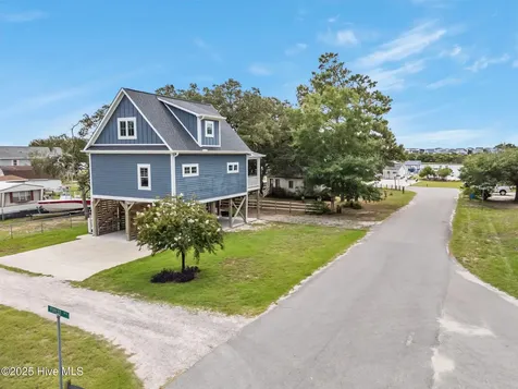 681 Forest Drive SE Bolivia NC 28422