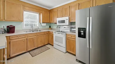 2485 Westminster Drive Winterville NC 28590
