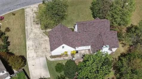 2485 Westminster Drive Winterville NC 28590