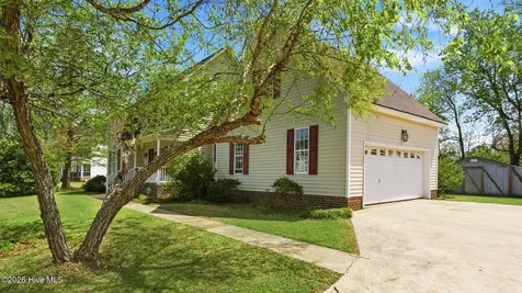 2485 Westminster Drive Winterville NC 28590