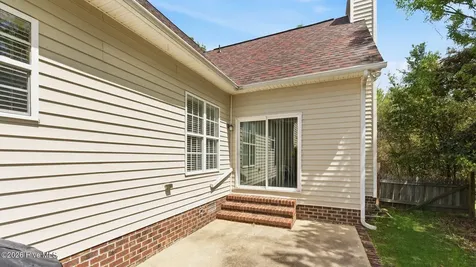 2485 Westminster Drive Winterville NC 28590