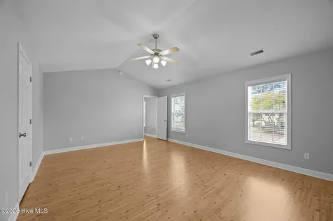 106 Bobwhite Circle Cape Carteret NC 28584