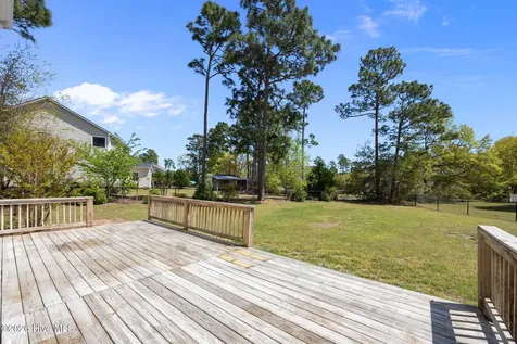 106 Bobwhite Circle Cape Carteret NC 28584