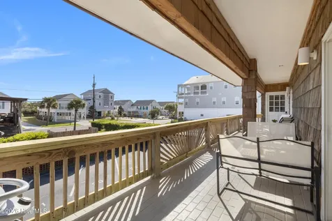 306 Lake Park Boulevard S Carolina Beach NC 28428