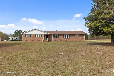 2890 Fulford Mcmillan Road Raeford NC 28376