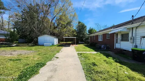 322 W Columbus Street Whiteville NC 28472