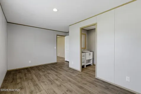 108 Cole Porter Lane Jacksonville NC 28540