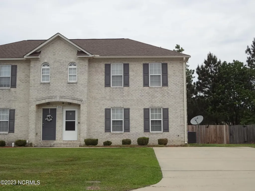 205 South Pointe Drive Winterville NC 28590