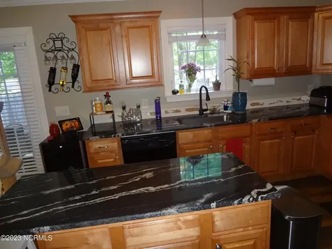 205 South Pointe Drive Winterville NC 28590