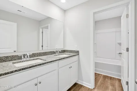 435 Oak Knoll Drive Jacksonville NC 28546