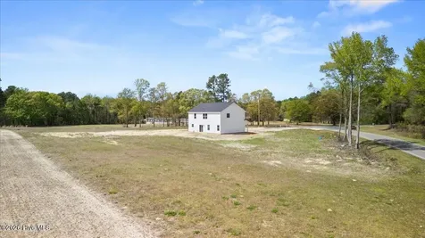 4373 Townsendville/midway Road Maxton NC 28364