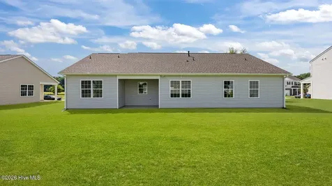 242 Lake Tyler Drive New Bern NC 28560