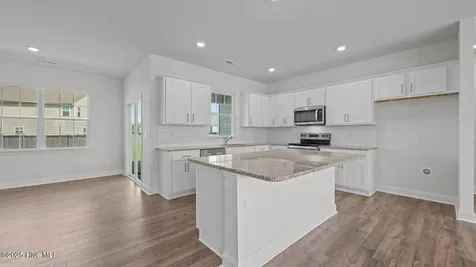 242 Lake Tyler Drive New Bern NC 28560