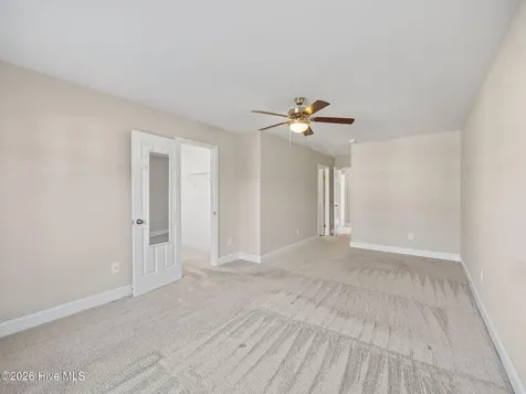 302 S Stingray Lane Sneads Ferry NC 28460