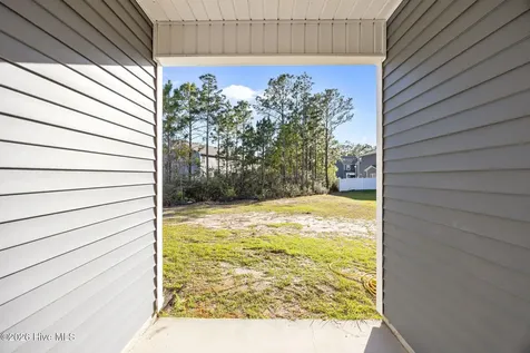 302 S Stingray Lane Sneads Ferry NC 28460