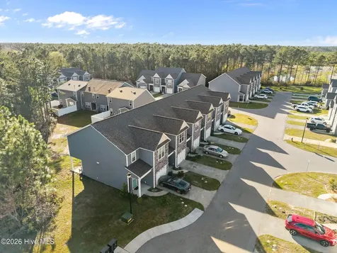 302 S Stingray Lane Sneads Ferry NC 28460