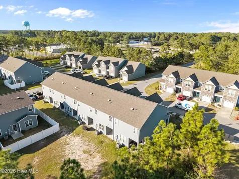 302 S Stingray Lane Sneads Ferry NC 28460