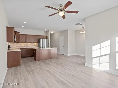 302 S Stingray Lane Sneads Ferry NC 28460