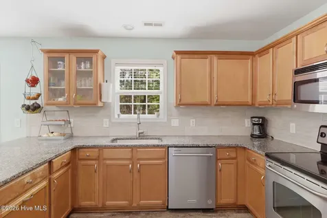 318 Dove Field Court SE Leland NC 28451