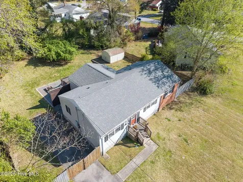 720 Barn Street Jacksonville NC 28540