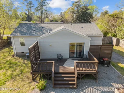720 Barn Street Jacksonville NC 28540