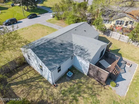 720 Barn Street Jacksonville NC 28540