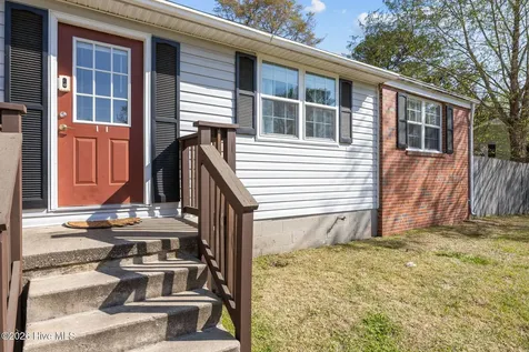 720 Barn Street Jacksonville NC 28540
