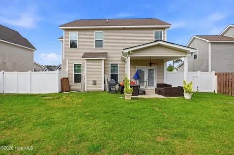 106 Periwinkle Street Burgaw NC 28425
