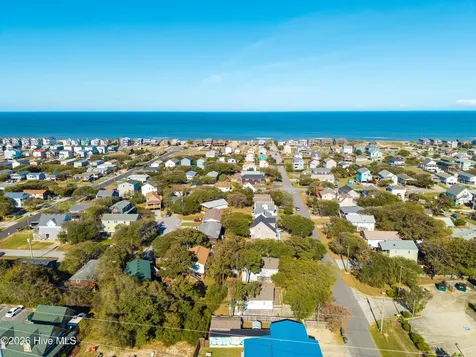 104 E Blackman Street Nags Head NC 27959