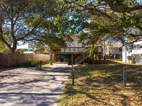 104 E Blackman Street Nags Head NC 27959