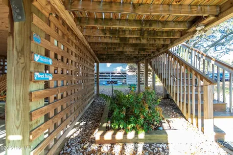 104 E Blackman Street Nags Head NC 27959