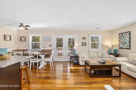 104 E Blackman Street Nags Head NC 27959