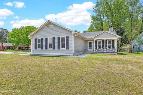 110 Stone Court Jacksonville NC 28540