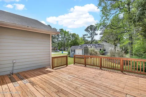 110 Stone Court Jacksonville NC 28540