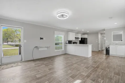 203 Hadnot Drive Swansboro NC 28584