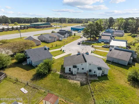 208 Yaupon Drive Jacksonville NC 28546