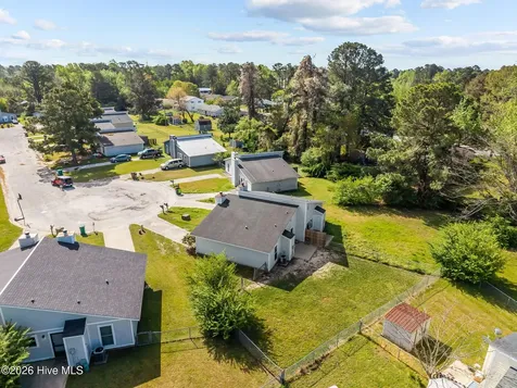 208 Yaupon Drive Jacksonville NC 28546