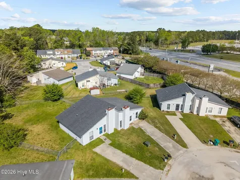 208 Yaupon Drive Jacksonville NC 28546