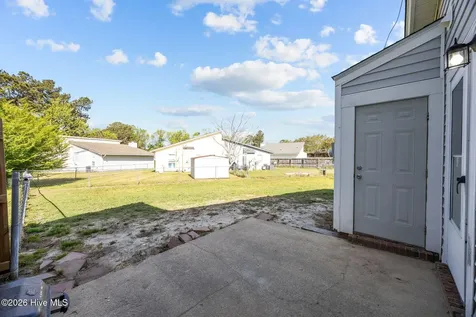 208 Yaupon Drive Jacksonville NC 28546