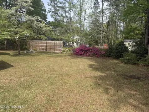 708 Hawthorne Road Trent Woods NC 28562