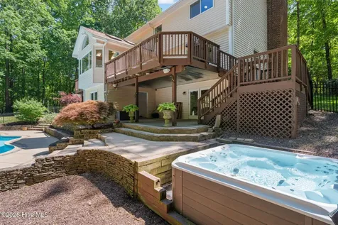 5016 Elkwood Court Raleigh NC 27613