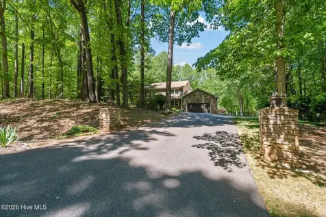 5016 Elkwood Court Raleigh NC 27613