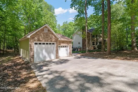 5016 Elkwood Court Raleigh NC 27613