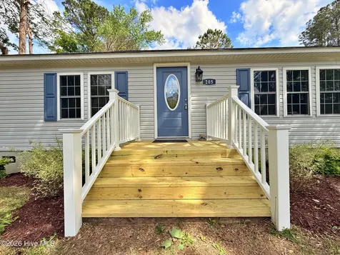 205 Selover Avenue New Bern NC 28560