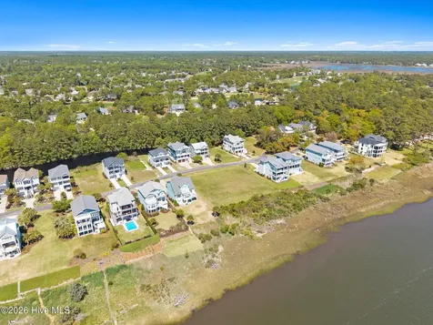 2829 Harborside Way Southport NC 28461
