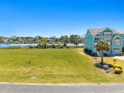 2829 Harborside Way Southport NC 28461